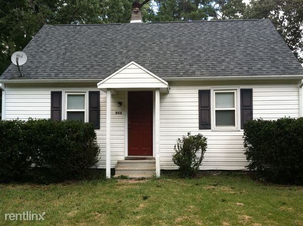 Primary Photo - 505 W Main St