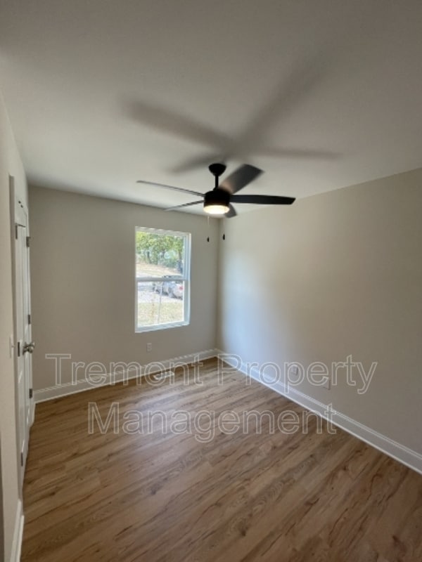 Foto del edificio - 1310 E 36th St