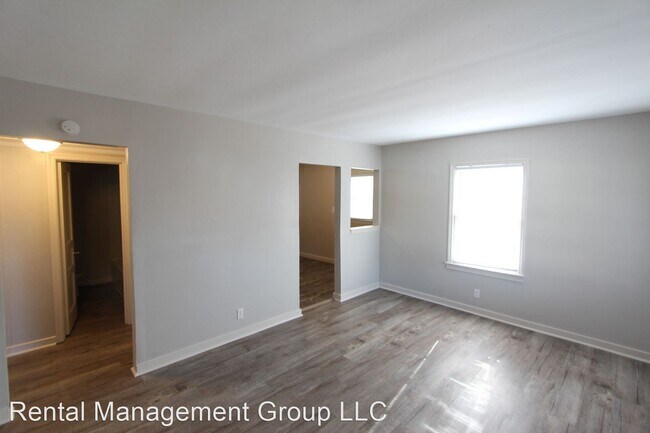 Building Photo - 2 br, 1 bath House - 7321 Paris Avenue