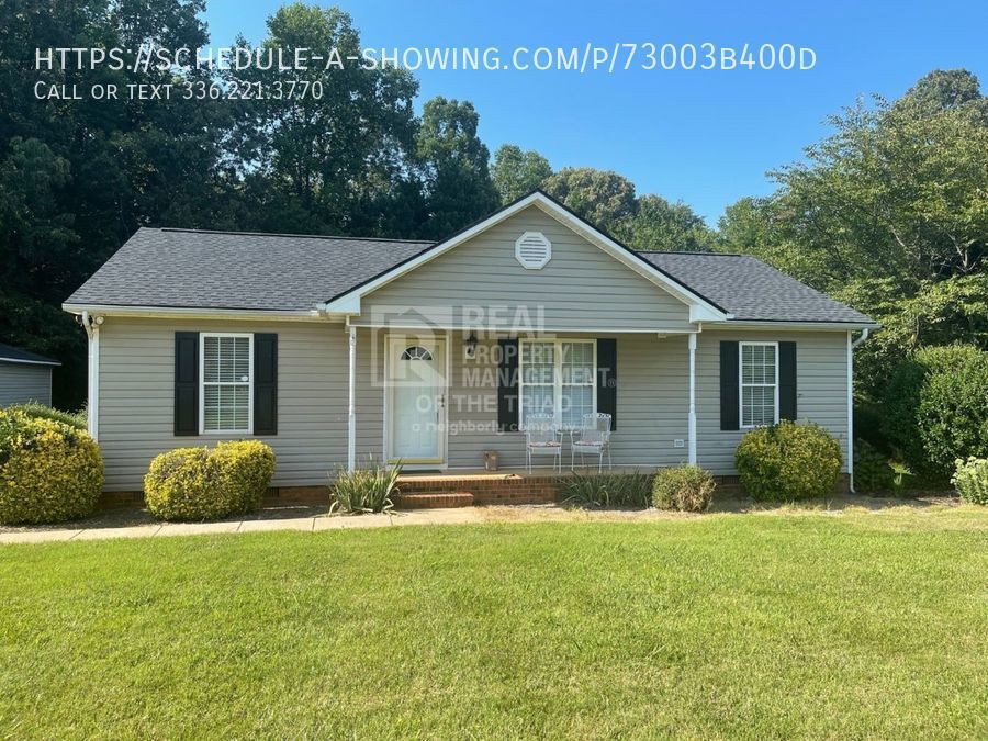 Primary Photo - Picturesque Single Level 3bd/2ba Property ...