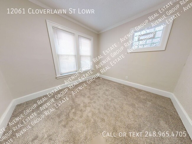 Foto del edificio - 12061 Cloverlawn Ave