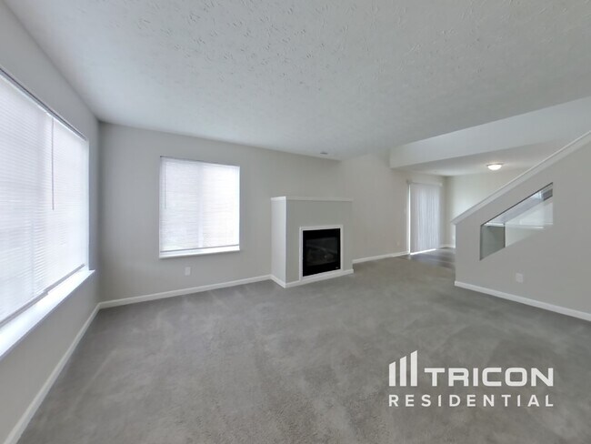 Foto del edificio - 6616 Dunsdin Dr