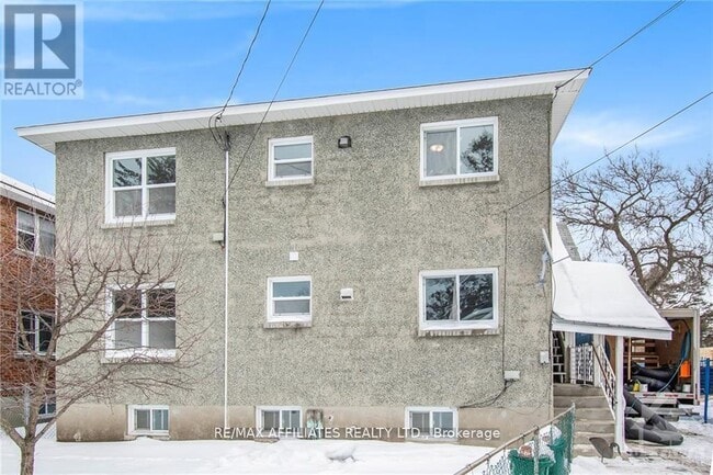 Building Photo - 2486-2486 Kaladar Ave