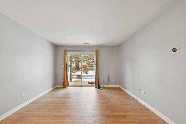 Foto del edificio - 1426 Stonebridge Cir