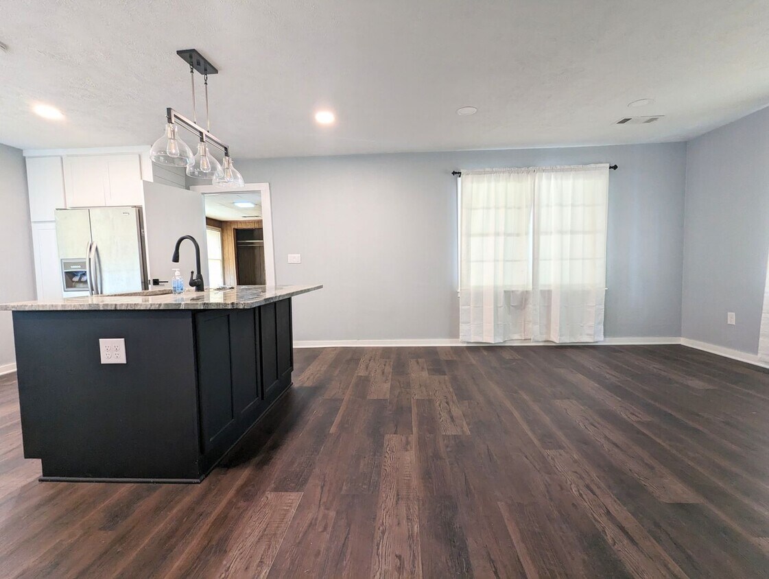 Foto principal - Available Now! Cute home in AR!