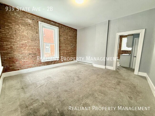 Building Photo - 939 State Ave