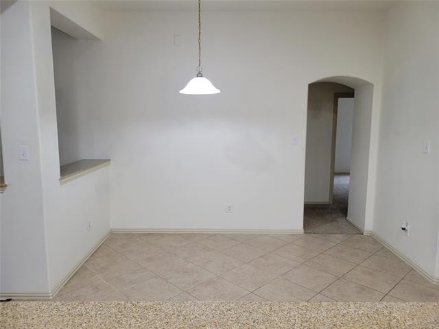 Building Photo - 508 Hummingbird Dr