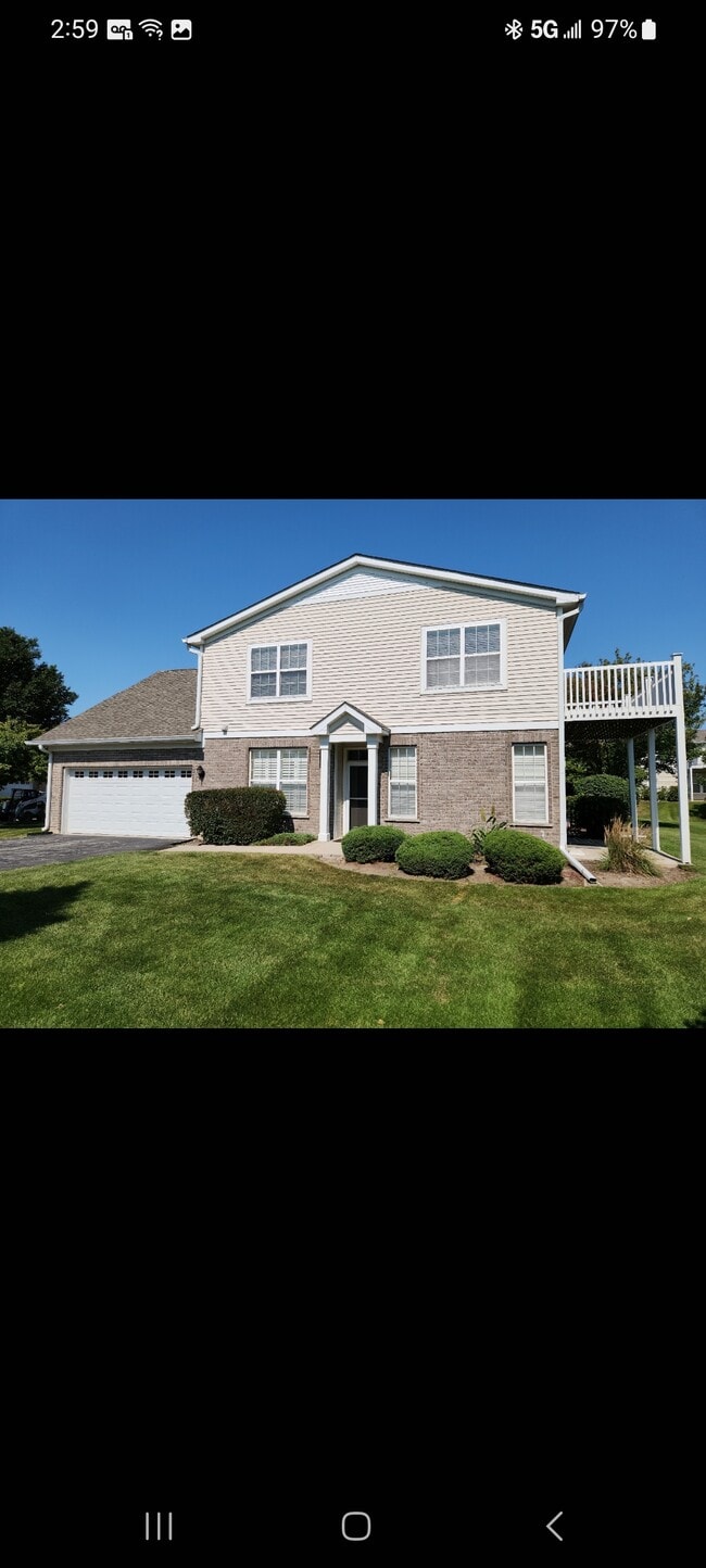 Building Photo - 1547 Millbrook Dr