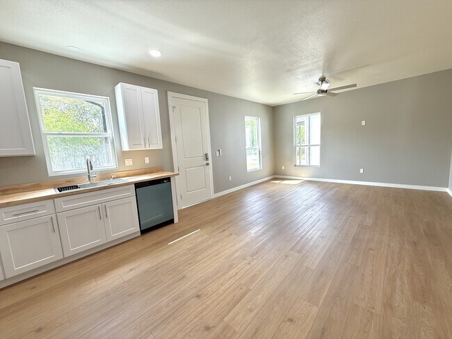 Foto del edificio - 924 F St SW