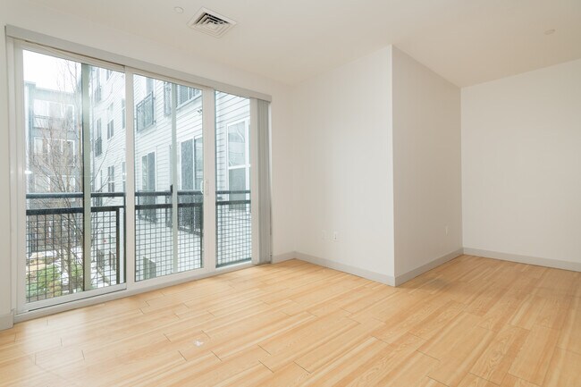 Foto del edificio - 320 D St