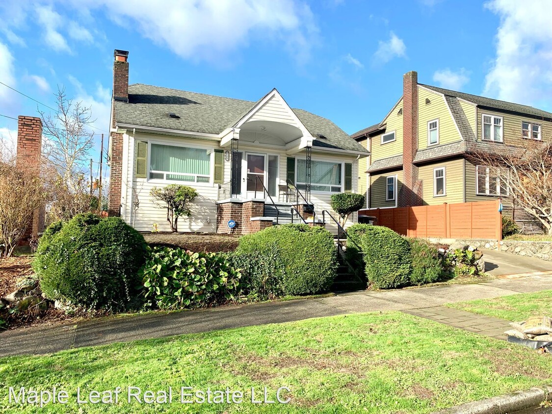 Primary Photo - 5 br, 2 bath House - 2333 29th Ave S