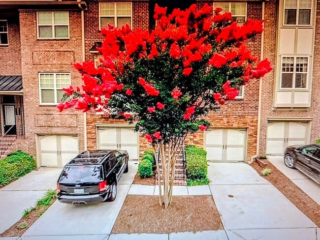 Photo - 2043 Cobblestone Cir NE Townhome