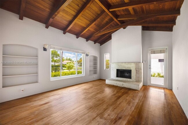 Foto del edificio - 451 SW 25th Rd