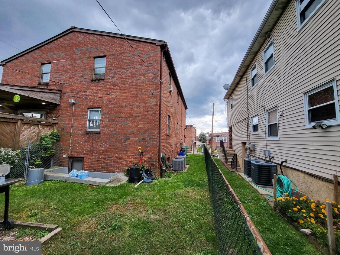 1441 Vista St, Philadelphia, PA 19111 House Rental in Philadelphia