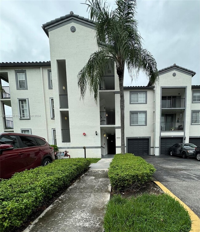 Foto del edificio - 4360 NW 107th Ave