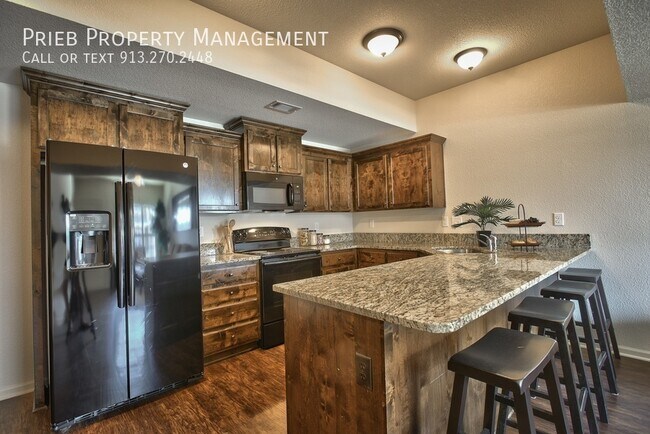 Foto del edificio - Parkview Townhomes - READY FOR MOVE IN!