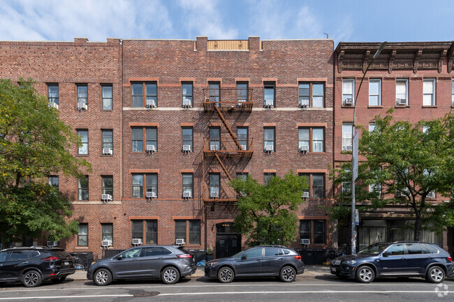 Foto del edificio - 115 Greenpoint Ave