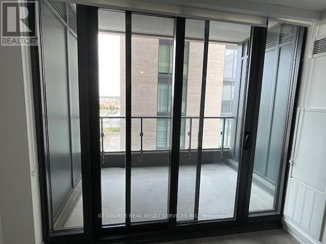 Photo du bâtiment - 120 Eagle Rock Way