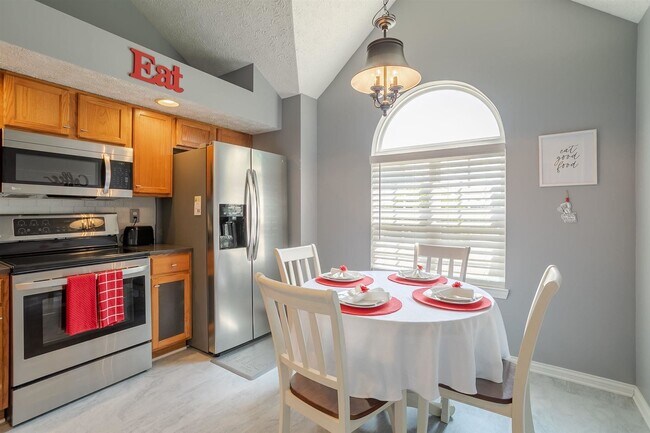 Building Photo - 5839 Riverwalk Cir