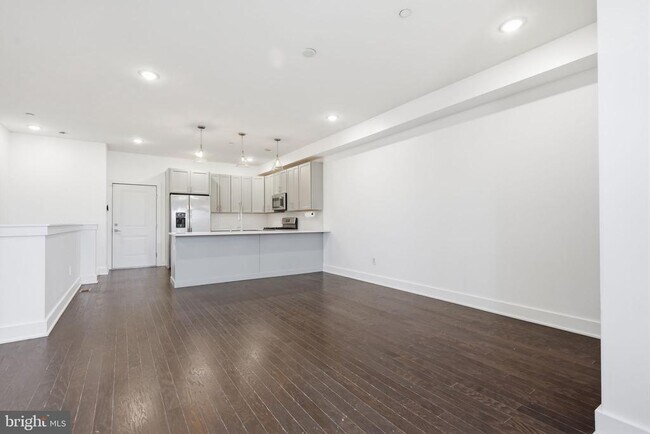 Foto del edificio - 516 W Montgomery Ave