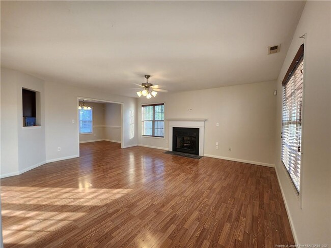 Building Photo - 2305 Gray Goose Loop