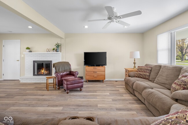 Foto del edificio - 3390 Carolina St