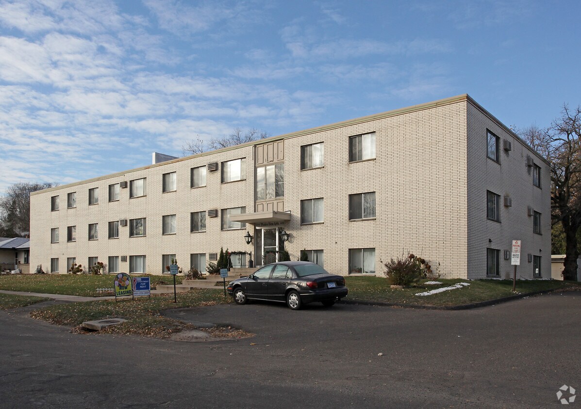 Phalen View Apartments Apartments in Saint Paul, MN
