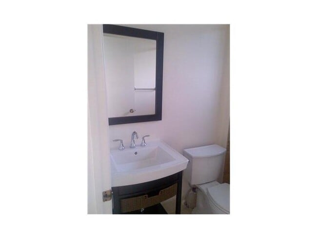 Foto del edificio - 2653 Oakbrook Dr