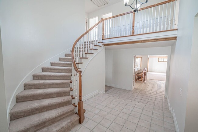 Foto del edificio - Old Orchard 1 - 4 Bedroom Home in Valencia!