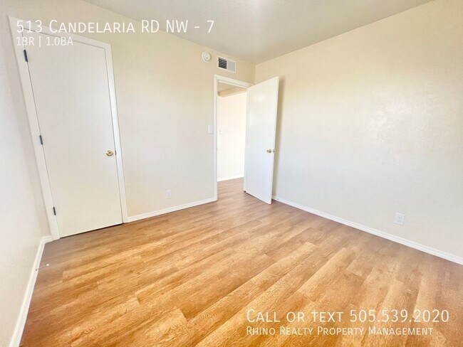 Foto del edificio - 513 Candelaria Rd NW