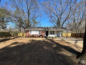 Building Photo - 4006 Newton Dr