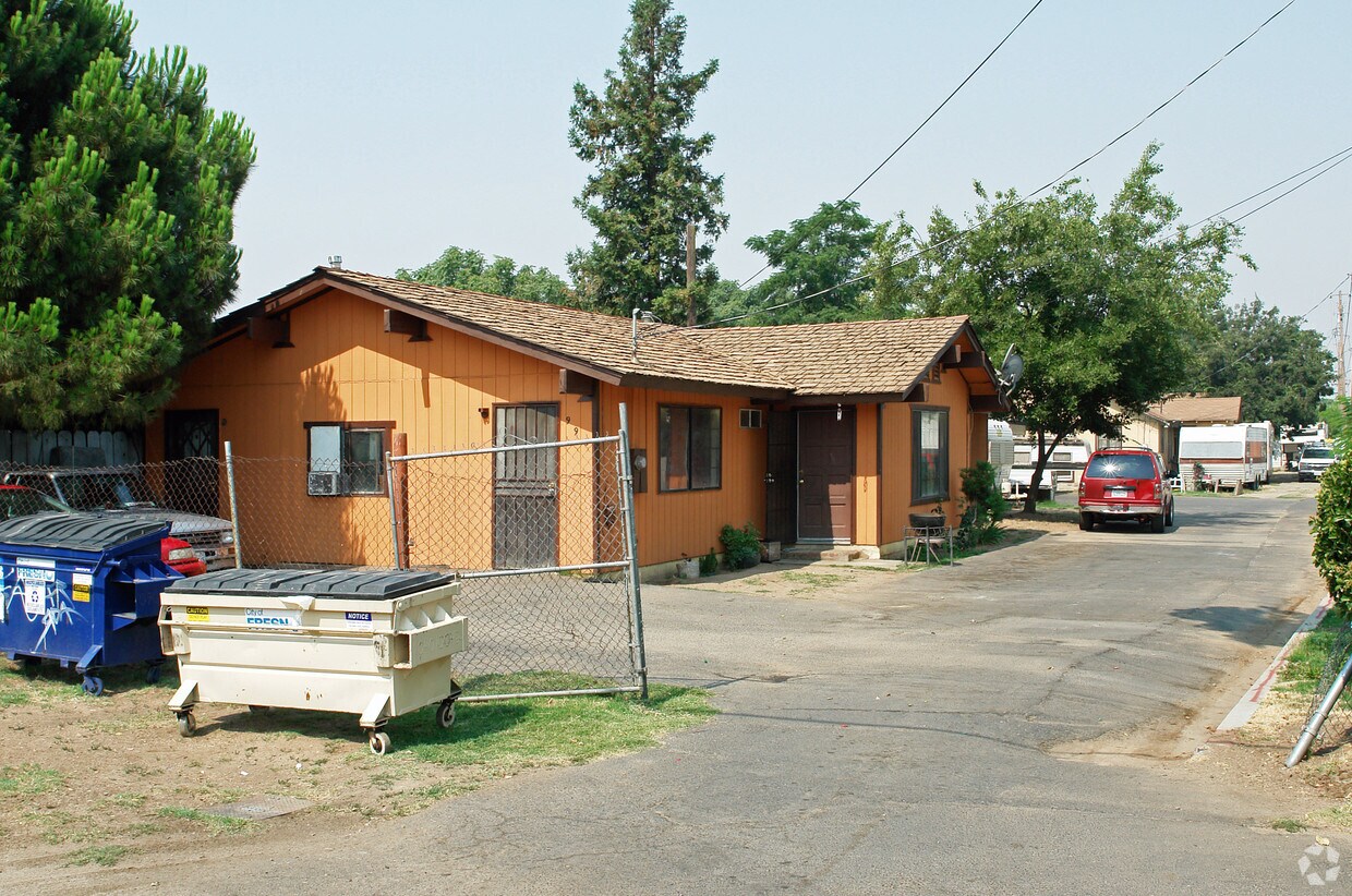 Building Photo - 997 Crystal Ave