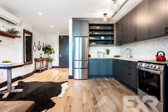 Foto del edificio - 523 Franklin Ave