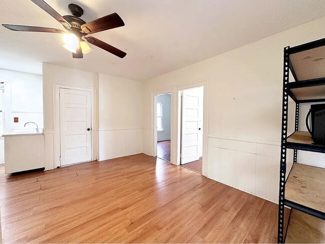 Foto del edificio - 371 Nichols St