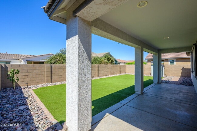 Foto del edificio - 22659 E Desert Spoon Dr