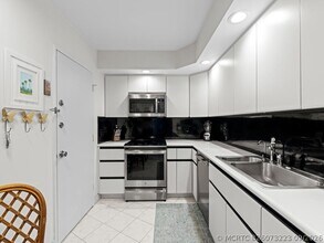 Building Photo - 2295 S Ocean Blvd