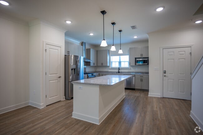 3BR,2.5BA 2062 SqFt - Cottages Of Schillinger Pointe