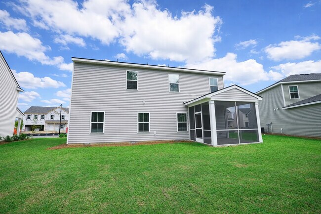 Foto del edificio - 154 Kingswood Cir