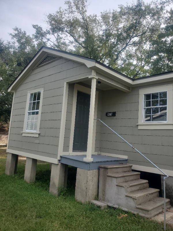 Building Photo - 408 N Texas St