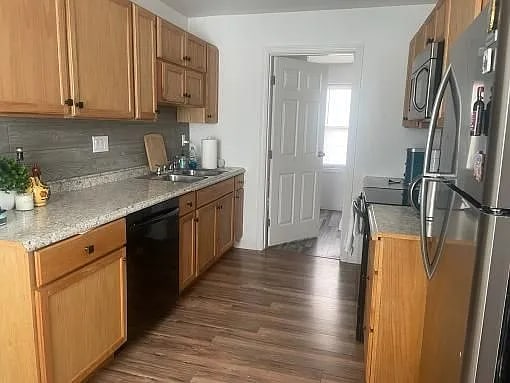 Foto principal - 240 Springfield St