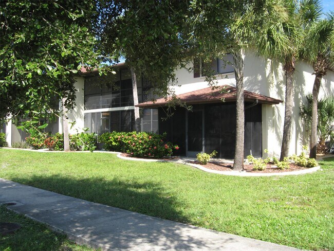 Building Photo - 431 Airport Ave E