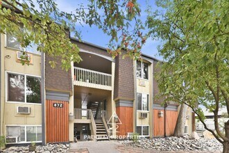 Building Photo - 872 W 500 S