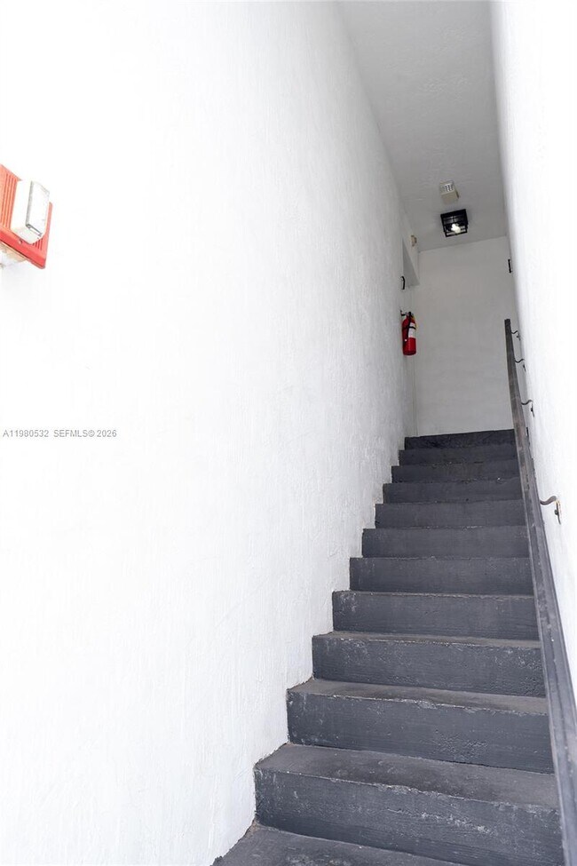 Foto del edificio - 3417 NW 22nd Ave