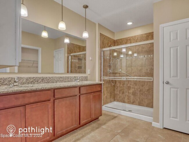 Building Photo - 3814 Radley Dr