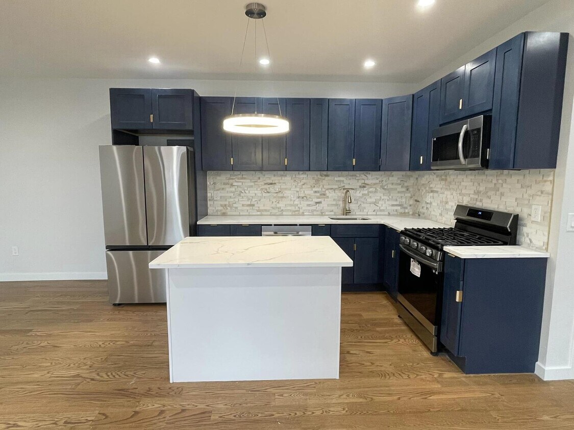 222 Lorraine St Unit 2, Brooklyn, NY 11231 Room for Rent in Brooklyn