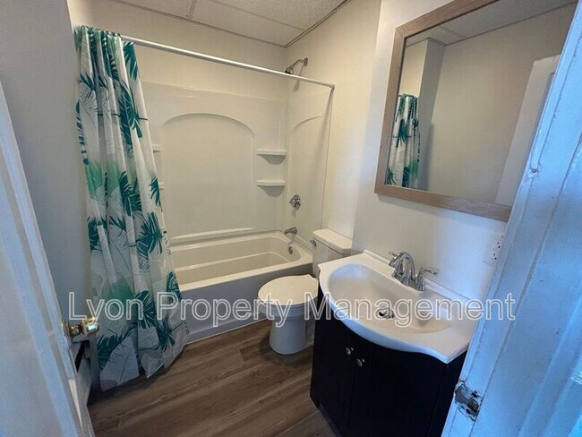 Foto del edificio - 94 Ashley Blvd