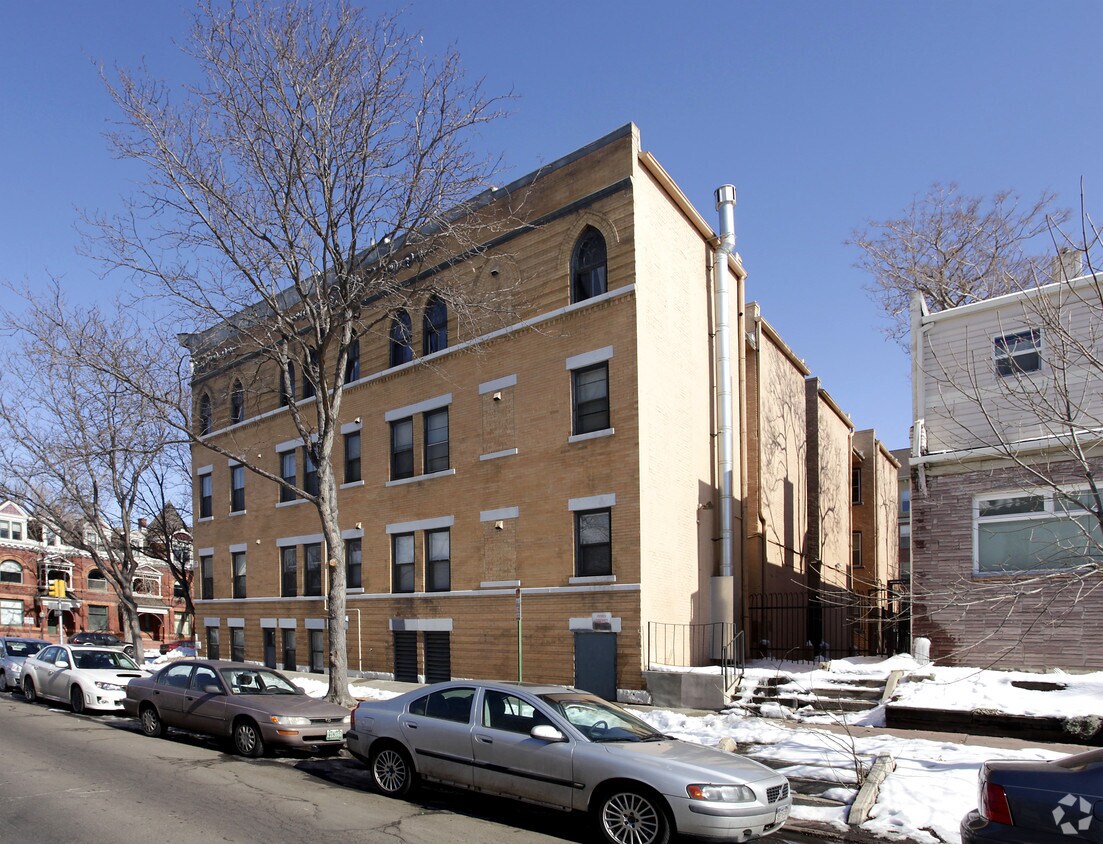 Foto del edificio - Holly Apartments
