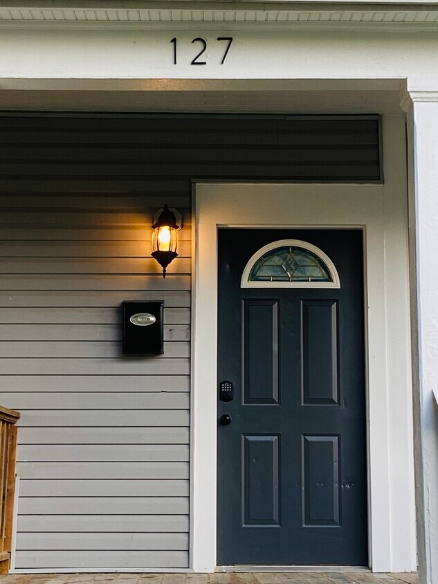 Welcome! - 127 W Barnes Ave