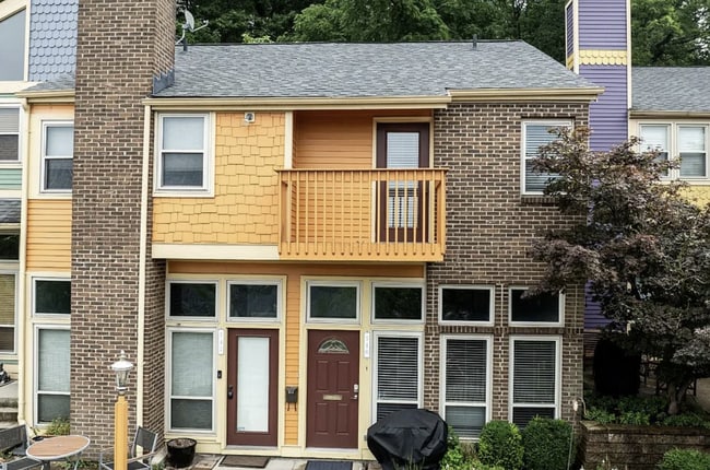 Building Photo - 540 Tusculum Ave
