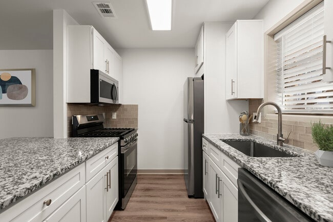 Foto del edificio - Cortland Woodlands